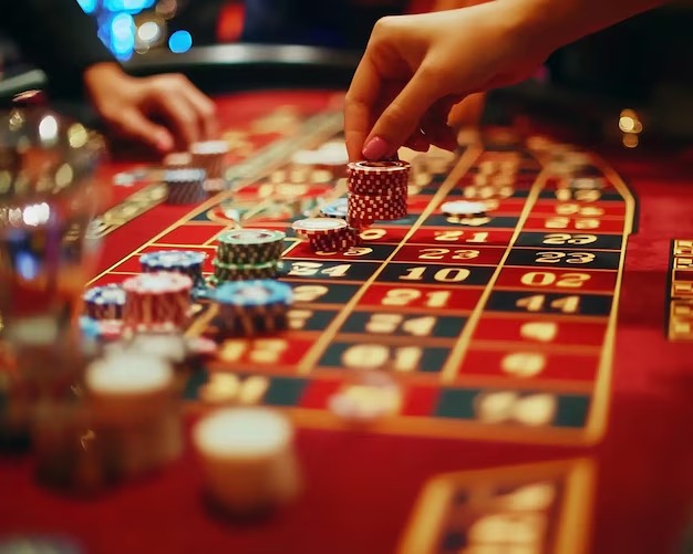 Live dealer studio for Number Table on hiwin 777 with professional lighting and multi-camera setup