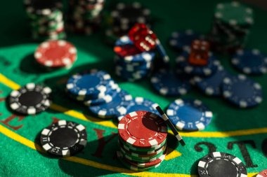 Live blackjack table interface on hiwin 777